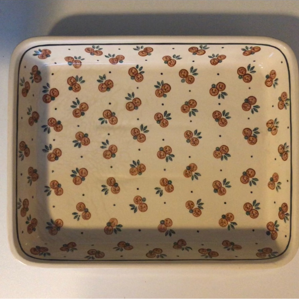 Peach casserole dish